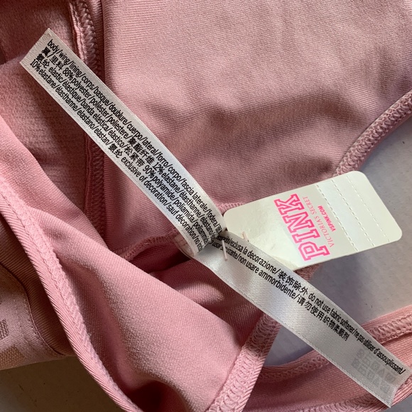 NWT PINK ULTIMATE Victoria's Secret Sports Bra in Baby Pink- Size S - Picture 5 of 11